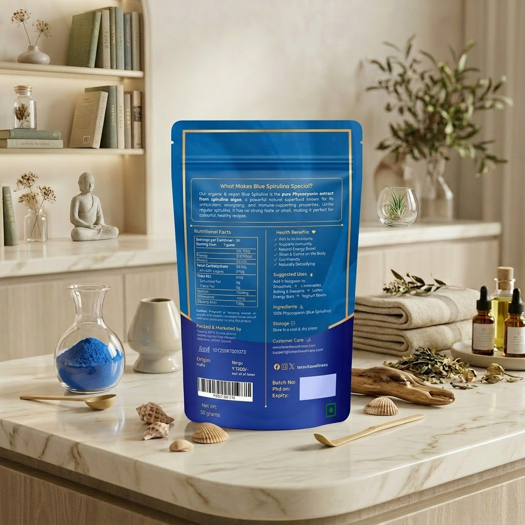 Blue spirulina powder